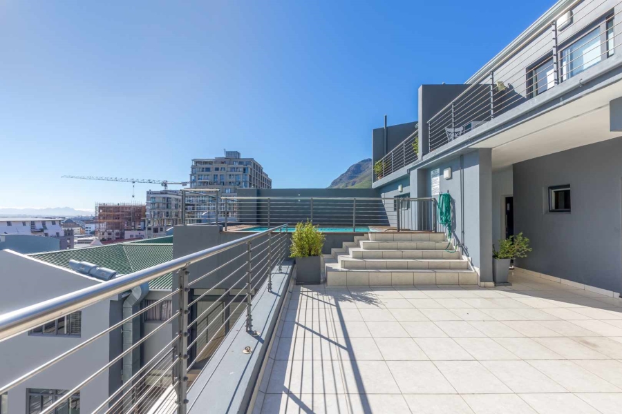 2 Bedroom Property for Sale in Cape Town City Centre Western Cape
